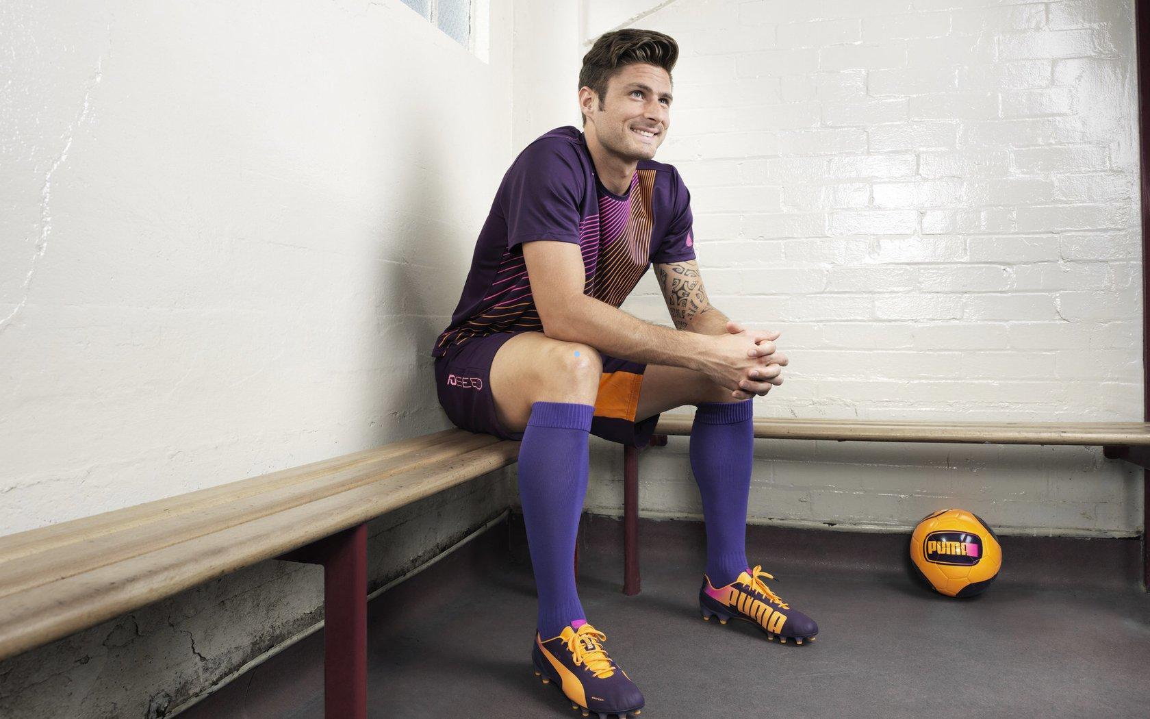 冲就完事了！阿门高效10投6中助球队取胜