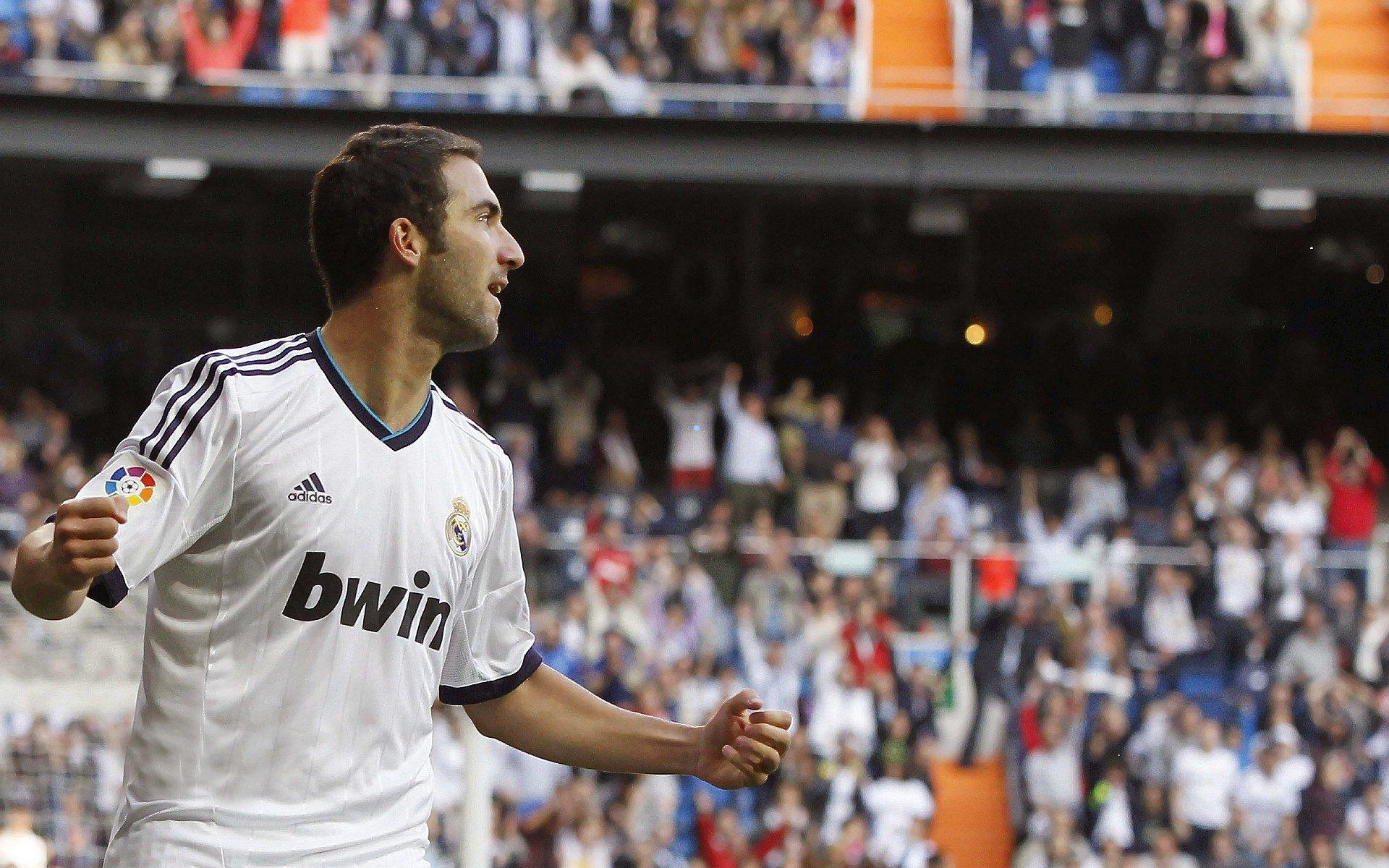 中国体彩网：詹姆斯末节掌控力再显神威 关键数据双列联盟第四印证不老传奇